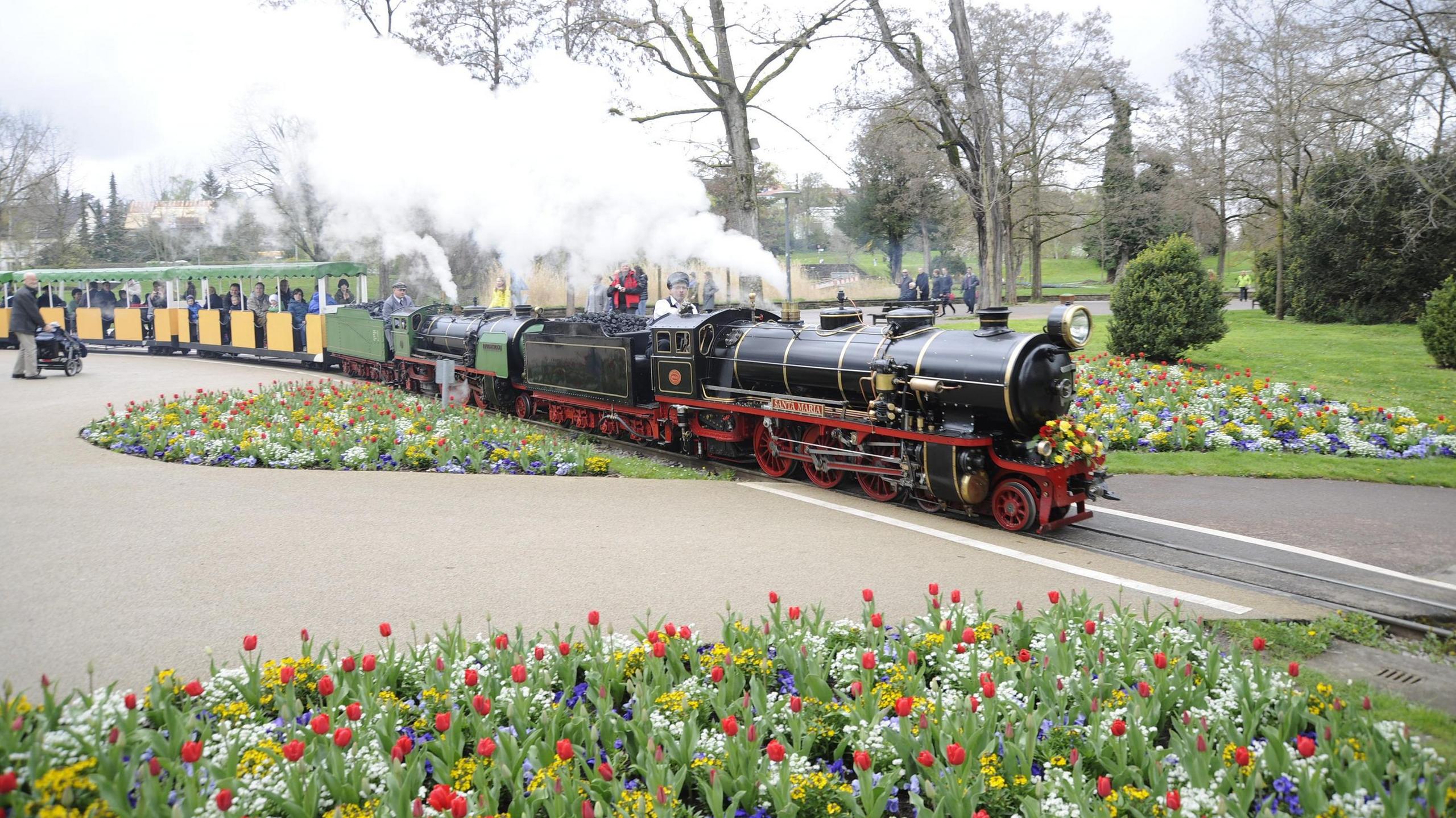Santa Maria kreuzt einen Fußgängerweg