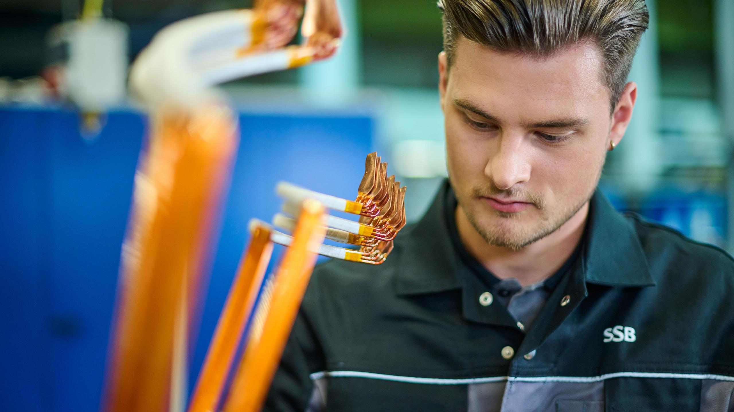 Kfz-Mechatroniker Fachrichtung Pkw-Technik (m/w/d)